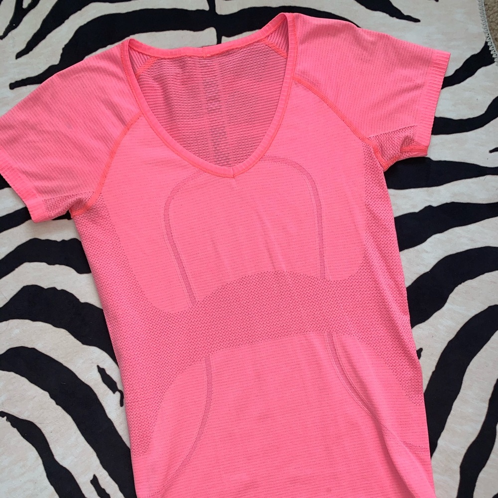 lululemon hot pink swiftly tech shirt